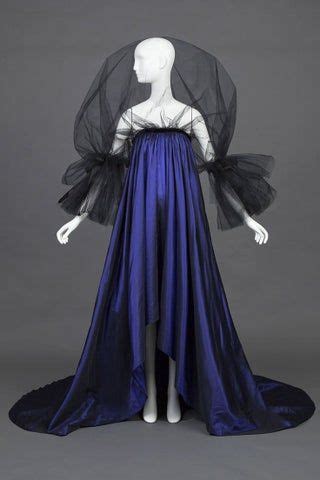 Yves Saint Laurent wedding dress from the Autumn/Winter 1987 